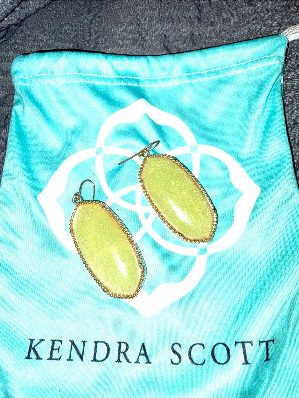 Kendra Scott Yellow Gold Elle Drop Earrings - Picture 7 of 8